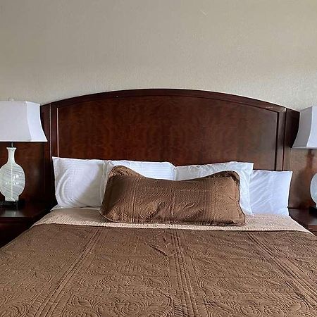 Travelodge By Wyndham Farmington Hwy 64 חדר תמונה