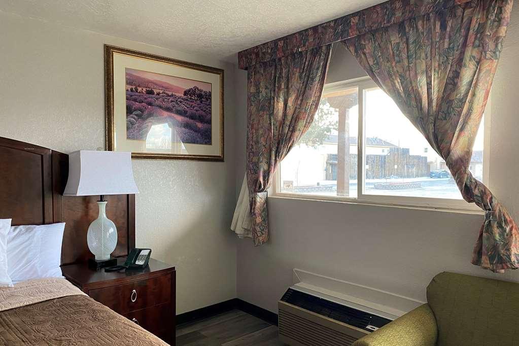 Travelodge By Wyndham Farmington Hwy 64 חדר תמונה